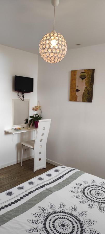 Le Petit Kerangoi Bed and Breakfast Pont-Aven Exteriör bild