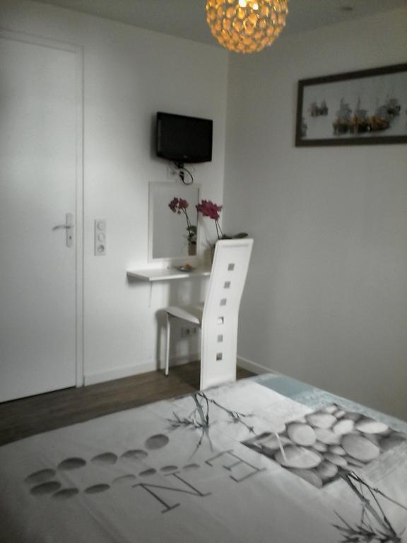 Le Petit Kerangoi Bed and Breakfast Pont-Aven Exteriör bild