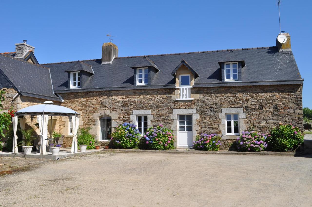 Le Petit Kerangoi Bed and Breakfast Pont-Aven Exteriör bild